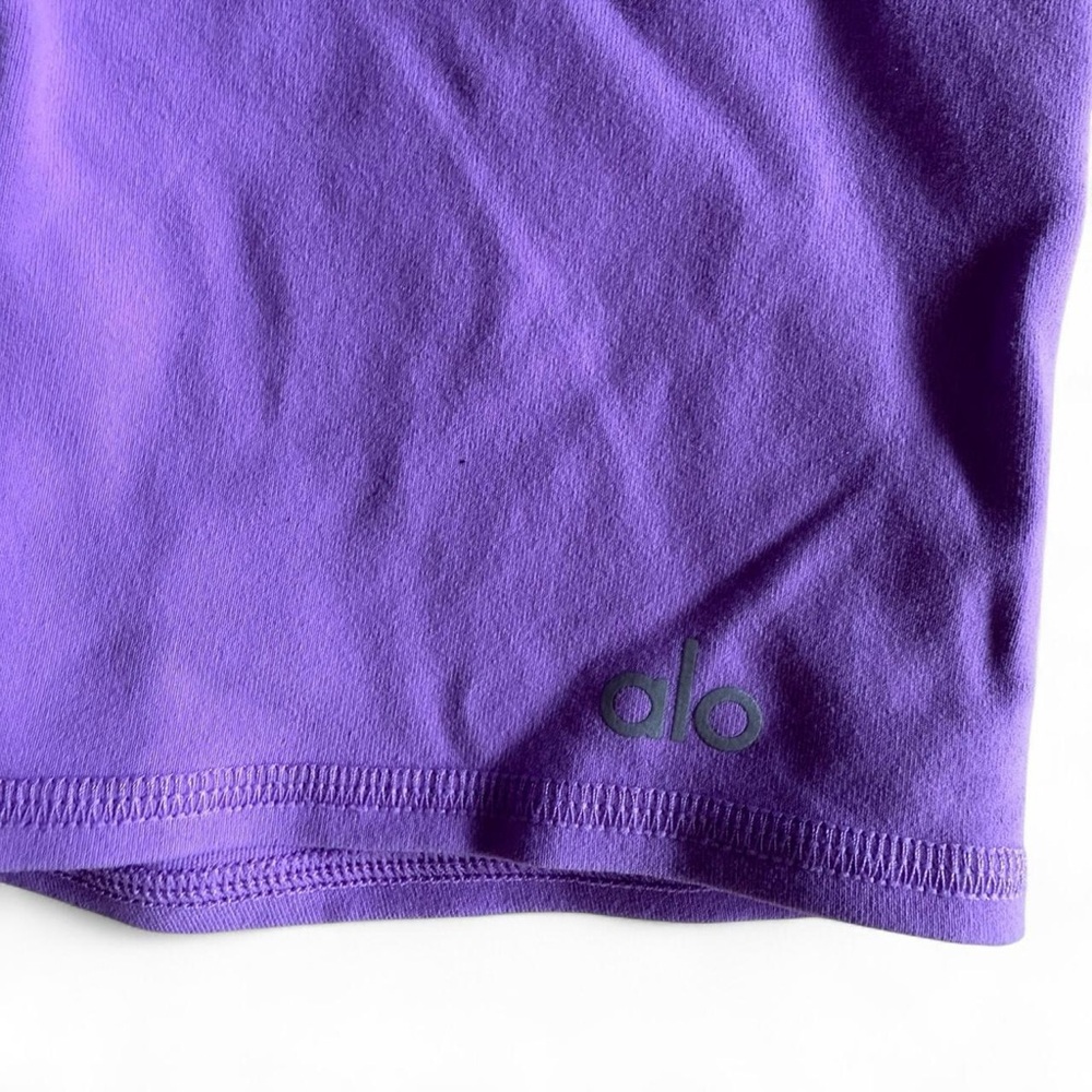 ALO Yoga Women's Purple Bike Shorts - Picture 3 of 5